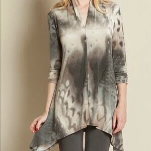 Clara Sun Woo Asymmetrical Sharkbite Hem 3/4 Ruched Sleeve Tunic XS